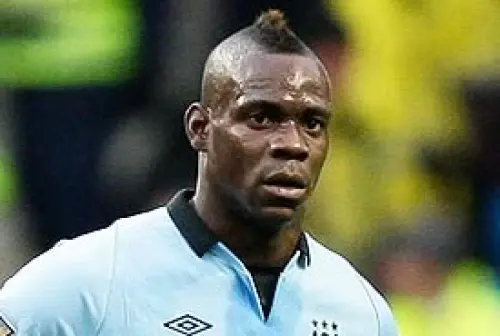 Calciomercato Milan: via Robinho ed Abate per arrivare a Balotelli?  