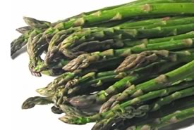 Mangiare asparagi per rimediare agli eccessi di Capodanno