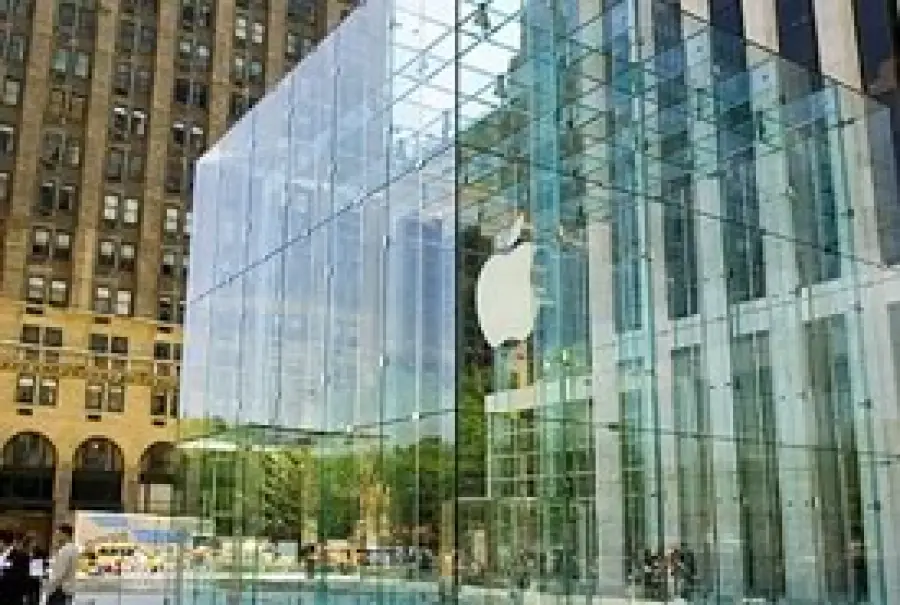 Furti a New York? Il sindaco attacca:" La colpa è di Apple"