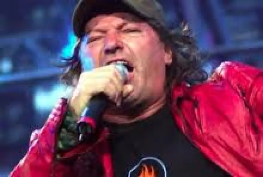 Vasco Rossi non andrà all'Emilia Live