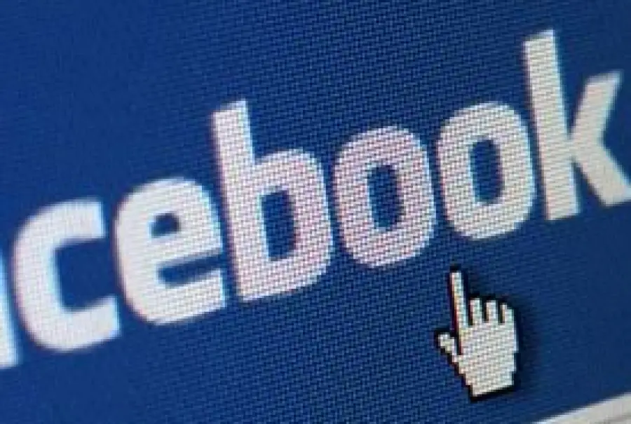 Facebook sospende il riconoscimento facciale