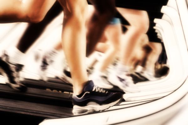 Tapis roulant magnetico: allenare gambe e glutei camminando