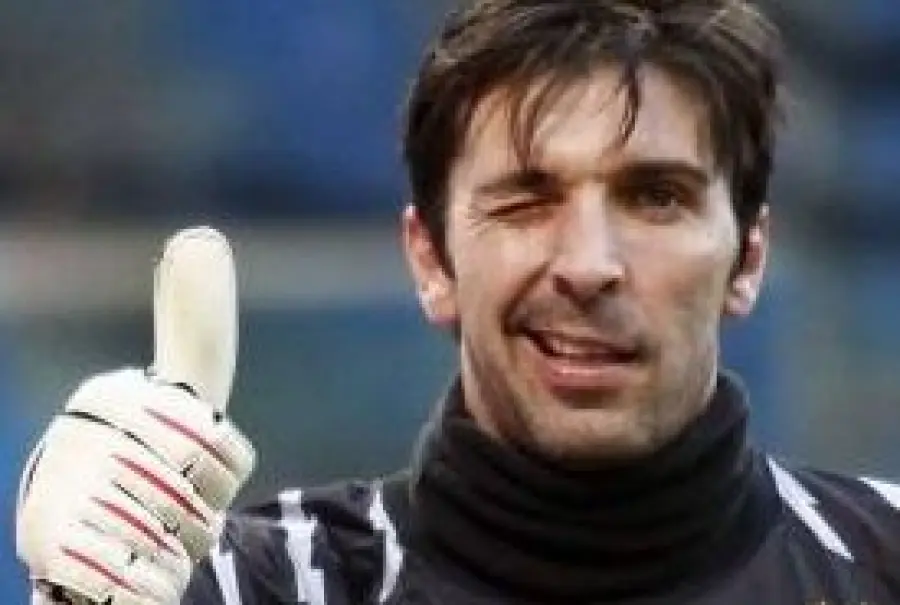 Scudetto alla Juventus: Buffon ringrazia i "compagni di B"