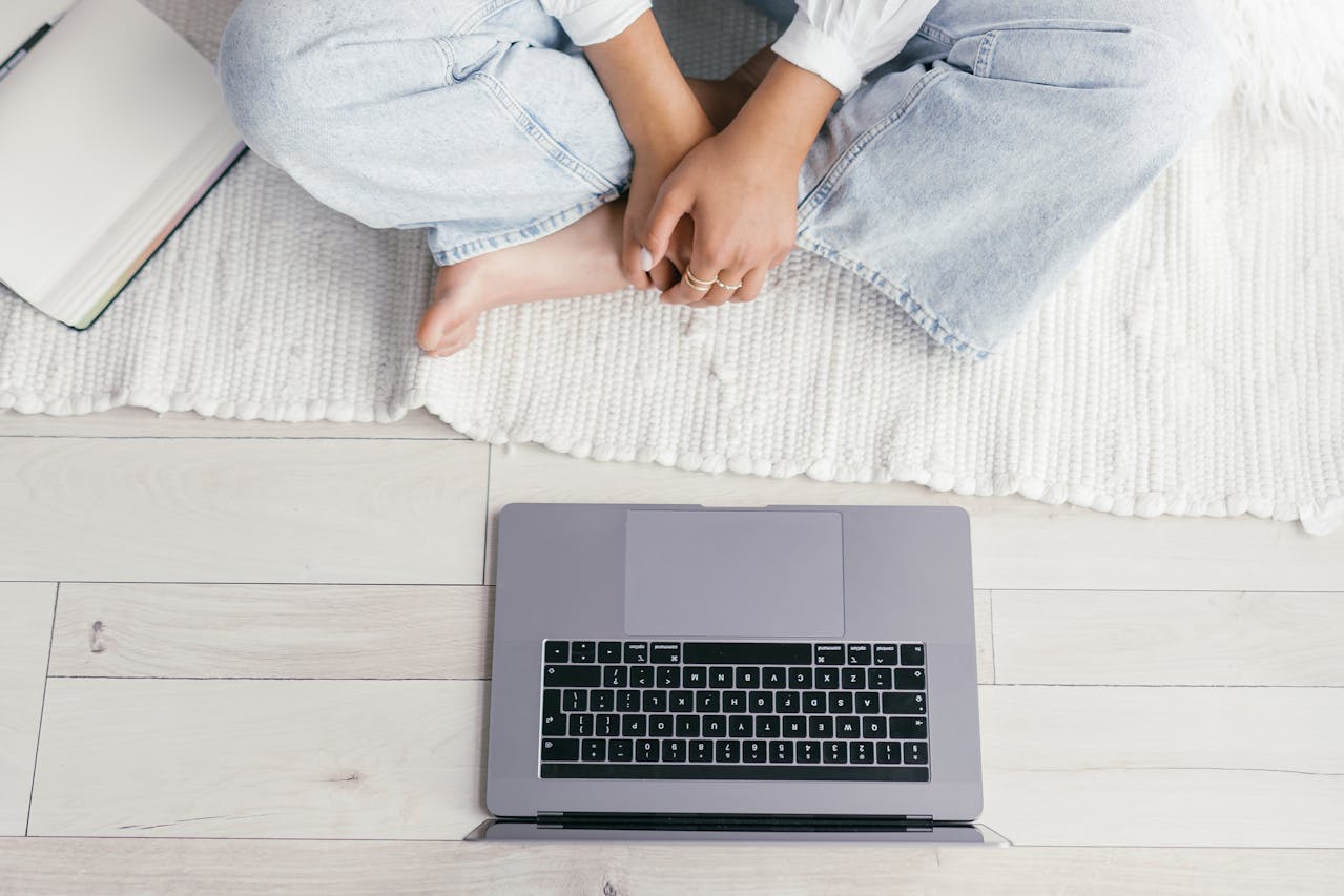 Consulenze a distanza e spiritualità digitale: come cambia il rapporto tra utenti e cartomanzia