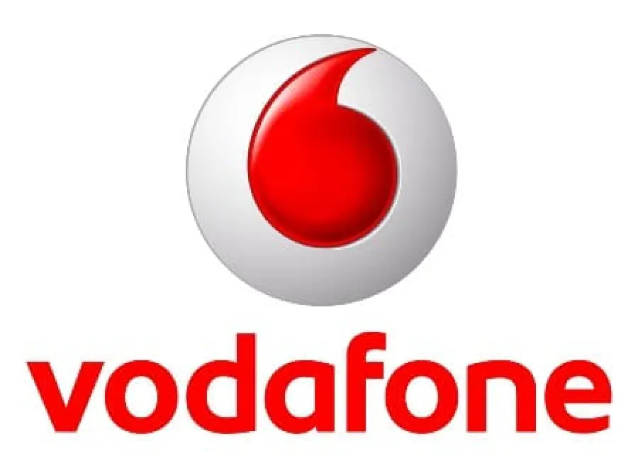 Vodafone: corsi di informatica, gli over 50 a scuola di internet