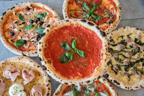Impasto pizza napoletana: tecnica e cottura