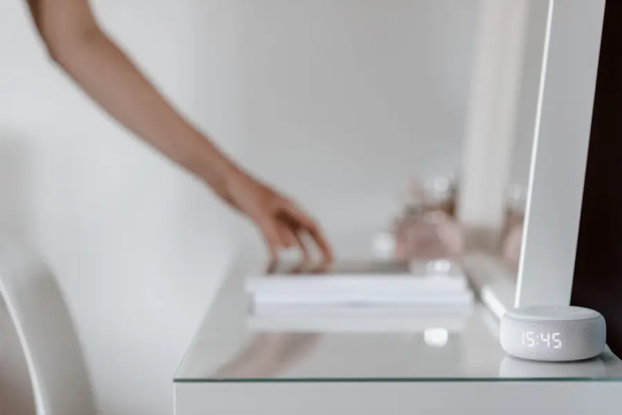 La casa cambia in silenzio: come la tecnologia sta modificando la vita domestica