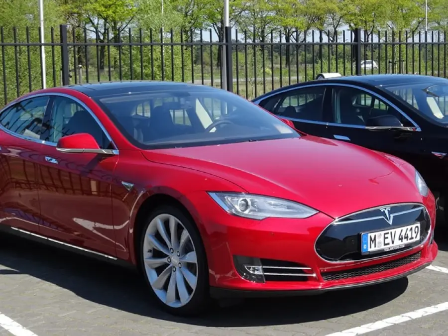 Bond Tesla: conviene investire in queste obbligazioni?