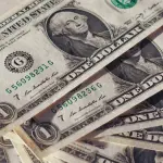 Dollaro USD in calo dopo i dati deludenti