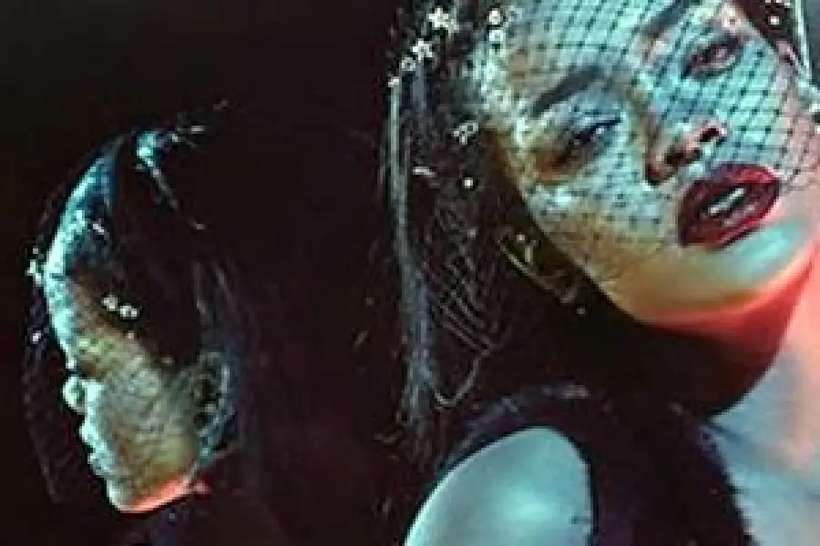 Rihanna è il nuovo Volto della Campagna 