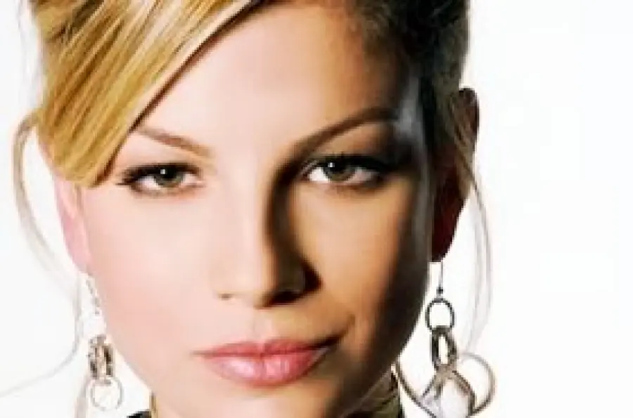 Emma Marrone litiga con i fan su Instagram