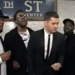 Michael Bublè si esibisce in metropolitana