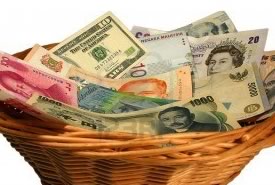 Forex: il Dollaro tocca quota 100 Yen 