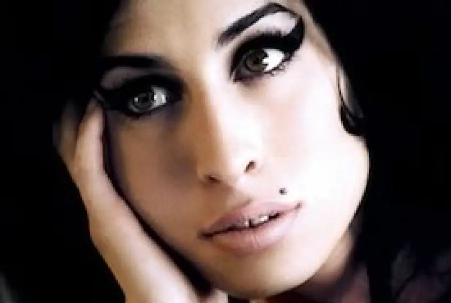 Arriva il film sulla vita di Amy Winehouse