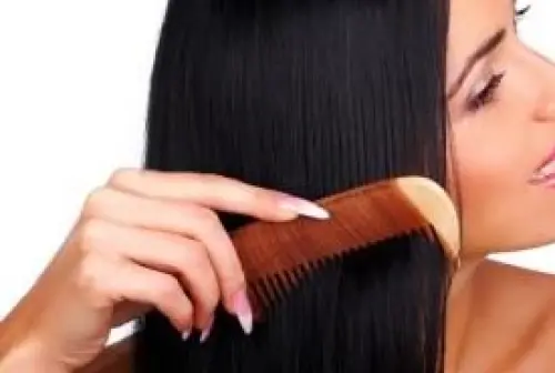 Per curare i capelli rovinati