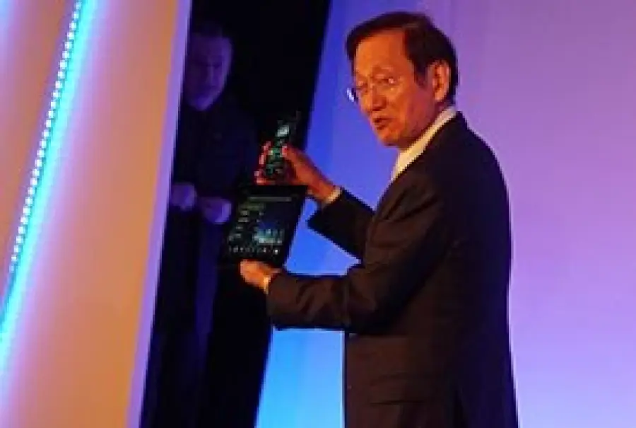 Padfone Infinity, la fusione ideale tra smartphone e tablet