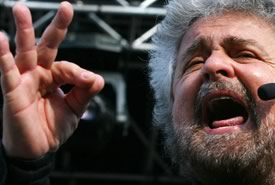 Grillo: "L'Italia è, di fatto, già fuori dall'euro."