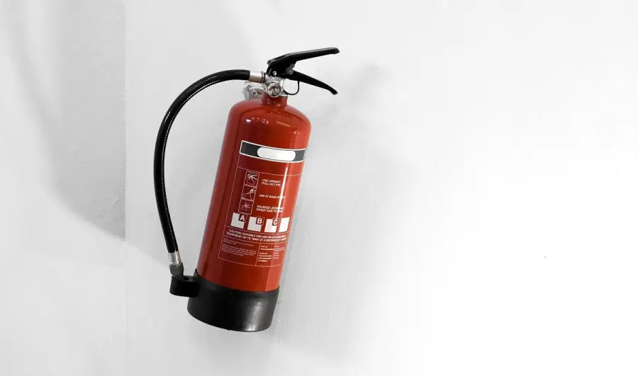 Smaltimento degli estintori: come funziona e cosa dice la legge