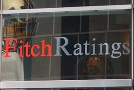 L'agenzia di rating Fitch declassa l'Italia