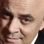 Sanremo 2013: Crozza sul palco