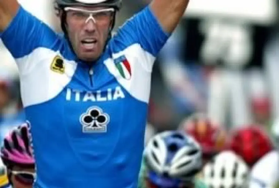 Dopo Amstrong ecco le accuse per Cipollini, il ciclismo è sull'orlo del baratro