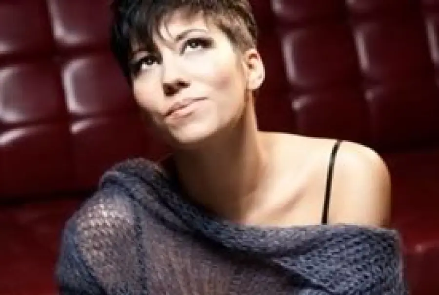 Malika Ayane attacca Cesare Cremonini: è un bambino. Ma poi ci ripensa...