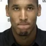 La Juve prende Anelka ma i tifosi sono scetttici 