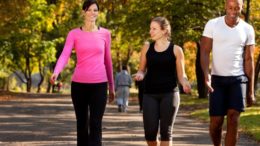Perdere Peso Camminando: Perché in Estate Conviene Dimagrire Passeggiando