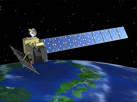 Immagine di un satellite in orbita. L'impatto con l'atmosfera lo farà scoppiare